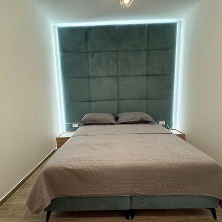 Isla'S Luxurious Seaside Apartments Durrës Eksteriør billede